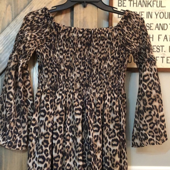 NWT Sam Edelman Leopard Smocked Bell Sleeve Dress in Size 6 - Picture 5 of 5